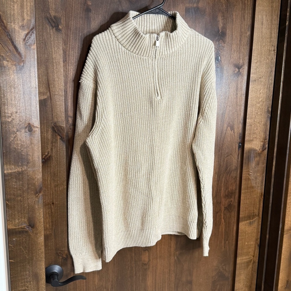 Men’s Old Navy Sweater Size Large Tall cream 1/4 zip long sleeve cotton sweater
